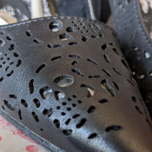 Iron Fist Shoes Skull It Out Heels - Picture 3 of 6